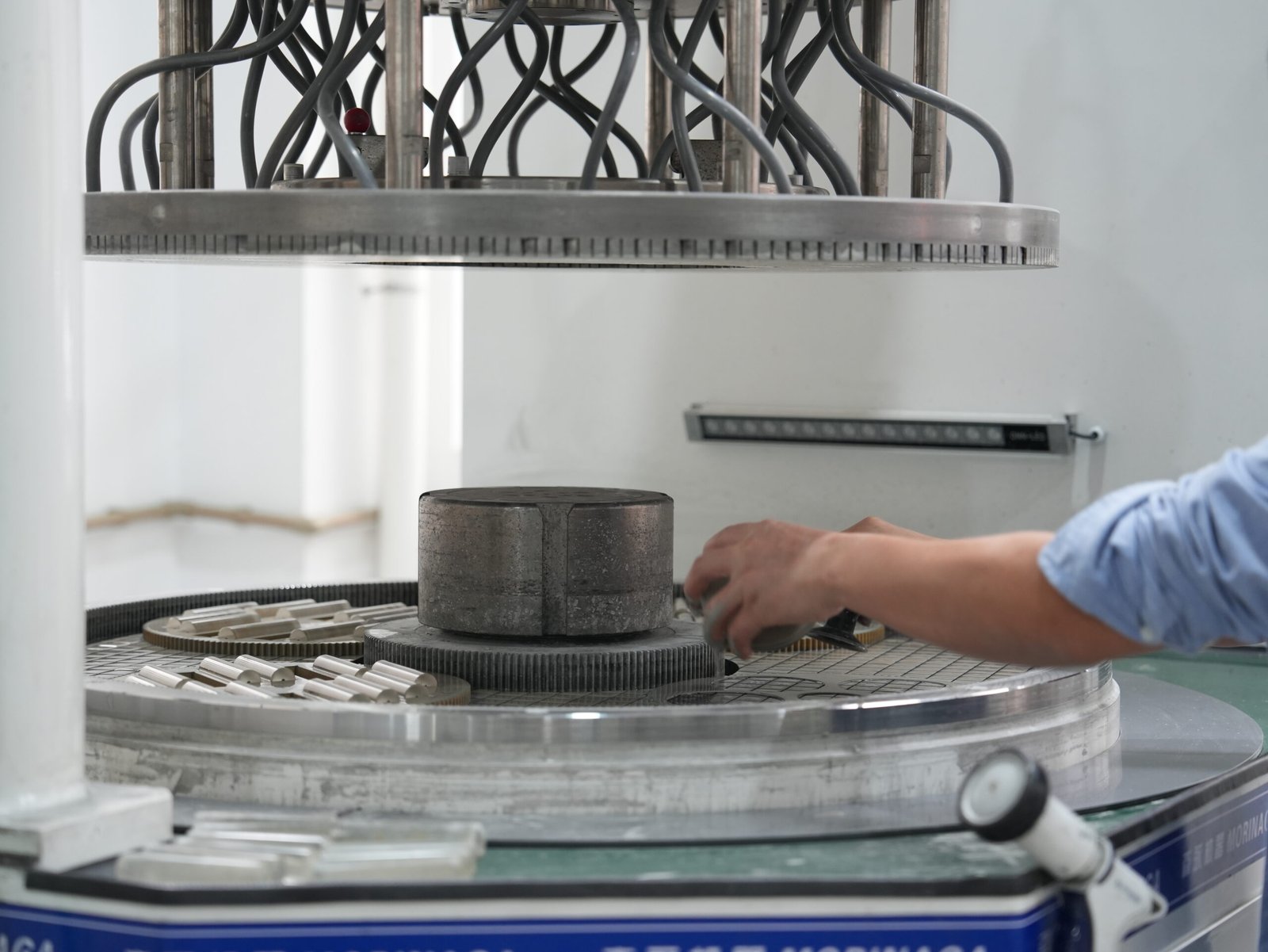 Double-Sided Processing (Grinding & Polishing)